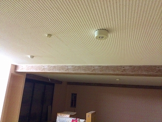 ダンススタジオの天井施工