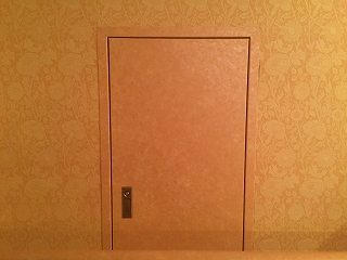 ダンススタジオの建具工事